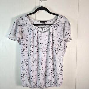 Sara Michelle Top Sz M White Blouse With Silver Metallic Chain Accents Blouse